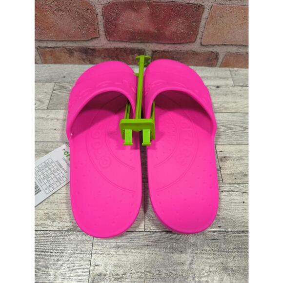 Crocs Slide Men\'s 5 / Women\'s 7 Pink Single Band Sandals 210088-6TW NWT